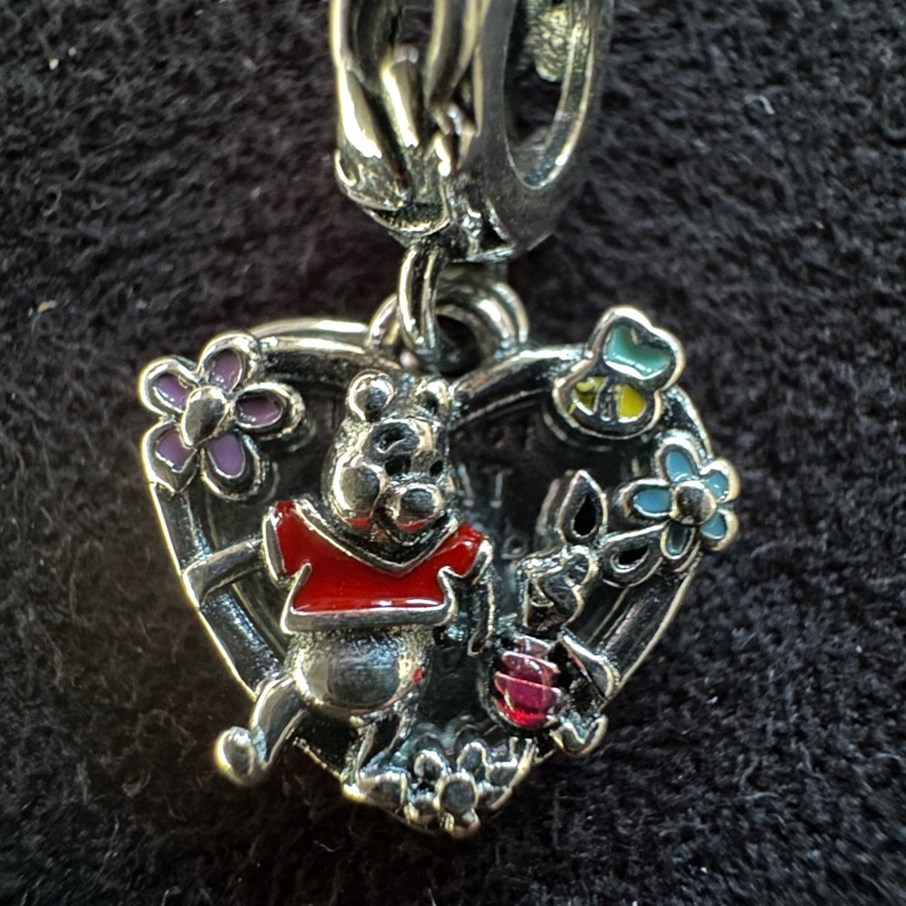 Disney x PANDORA Winnie The Pooh & Piglet Dangle Charm - Picture 2 of 4